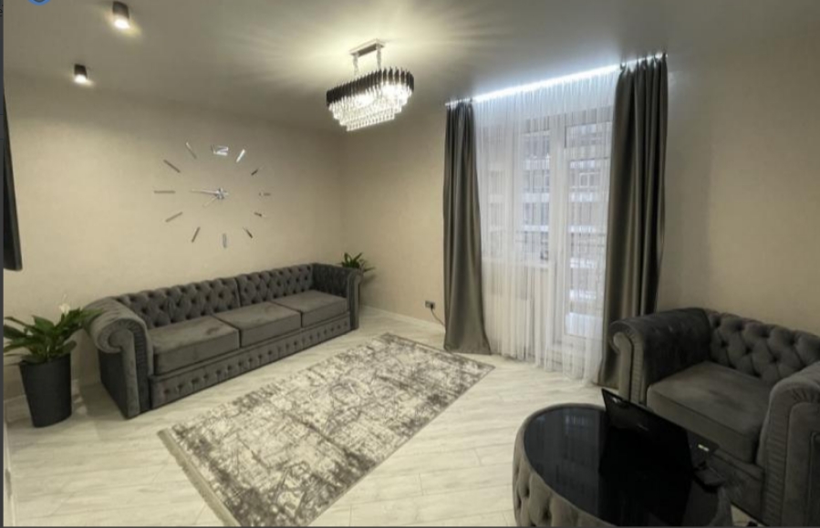 продажа трехкомнатной квартиры номер A-173599 в Приморском районе, фото номер 6